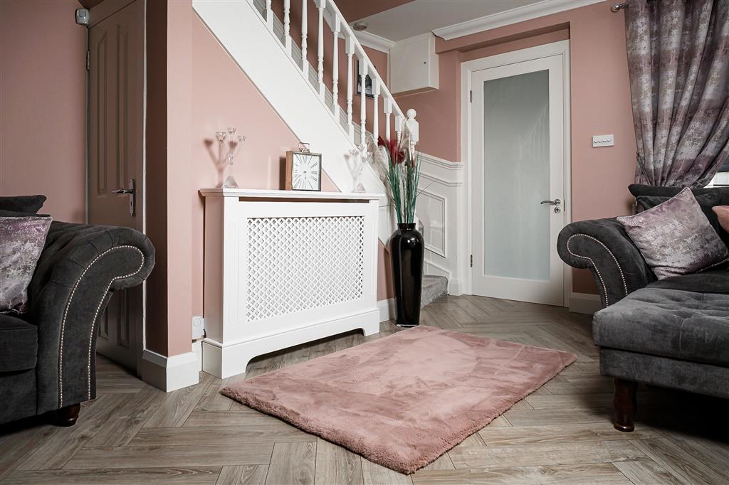 Georgian White Radiator Cover Small