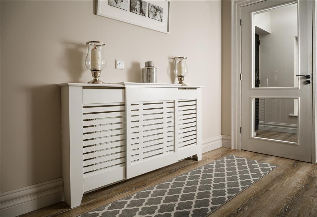 Contemporary Adjust Radiator Cover White Medium